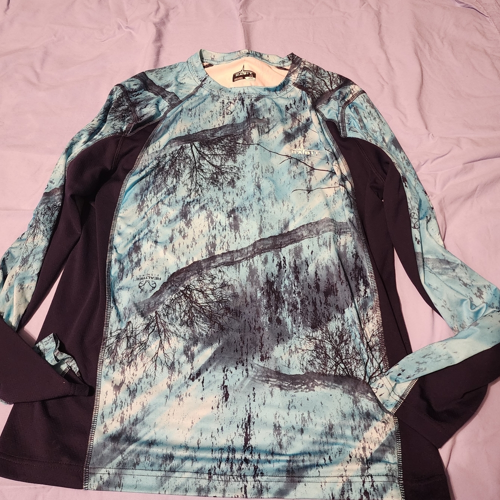 Men's Blue Graphic Long Sleeve Shirt